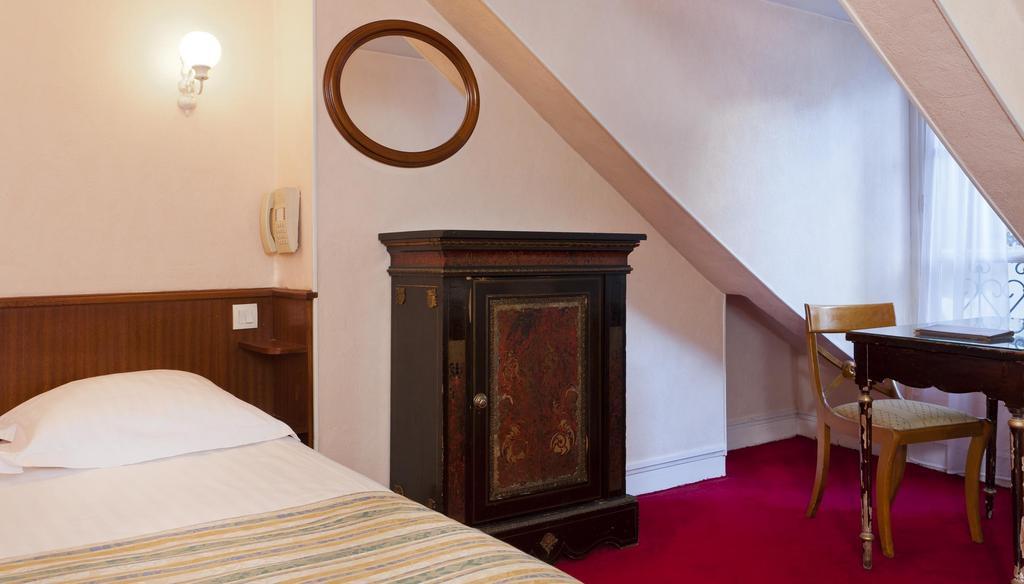 Hotel Du Quai Voltaire Paryż Zewnętrze zdjęcie