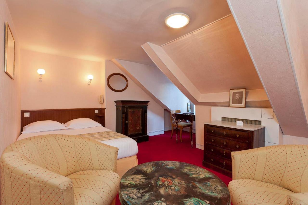 Hotel Du Quai Voltaire Paryż Pokój zdjęcie